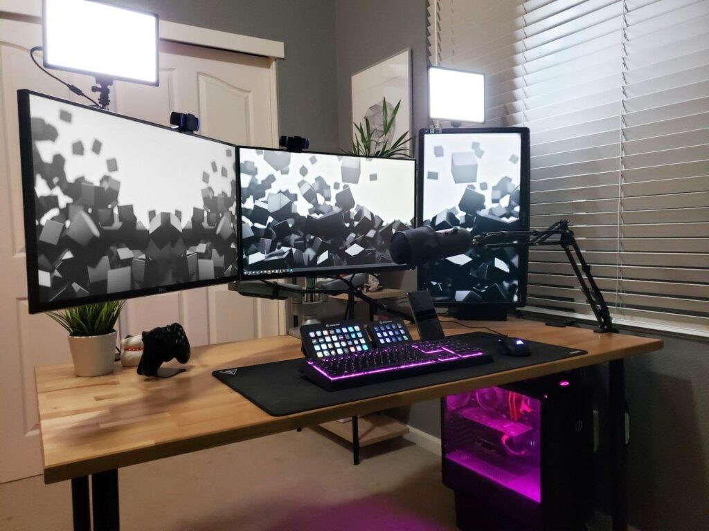 foto de setup gamer streamer mostrando um equipamento legal para gravação